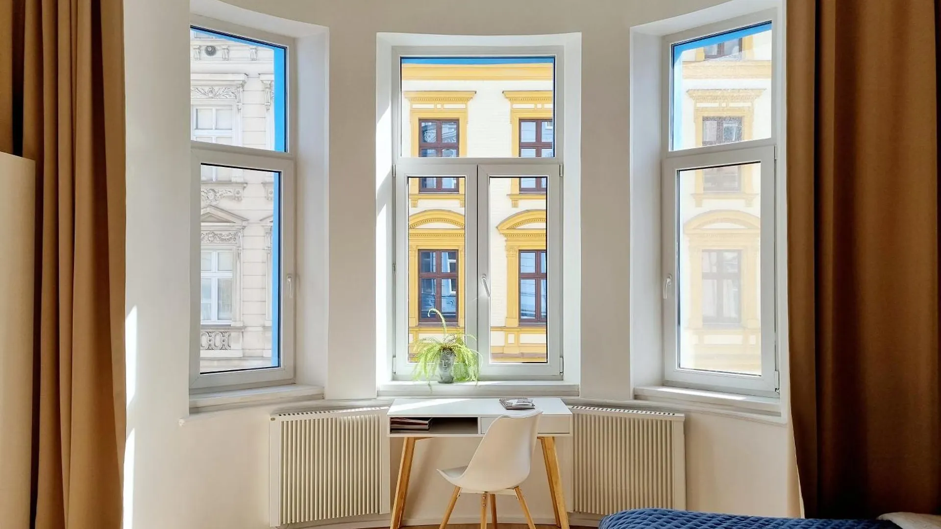 7Th Heaven Apartment Close To Metro And Center Prag